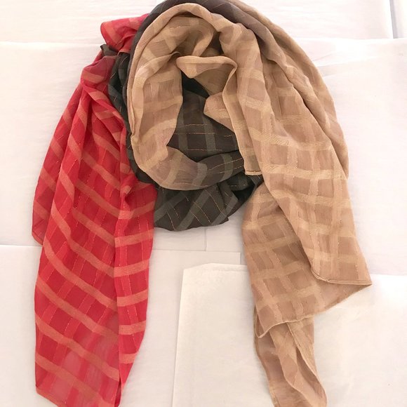 Anthropologie Glinting Windowpane Scarf Large Rectangle Ombre w/ Gold Thread - Picture 1 of 5